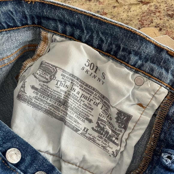 Levi's 501 Classic Medium Wash Skinny Jeans Distressed Knee High Waist Raw Hem - Picture 8 of 16